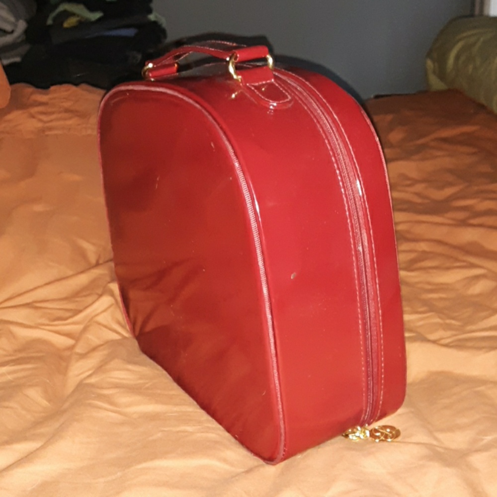 Vintage red make up case